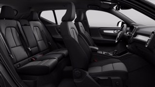 VOLVO XC40 B3 automatico Core 9