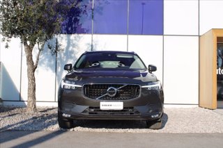 VOLVO XC60 B4 (d) AWD Geartronic Momentum Pro 1