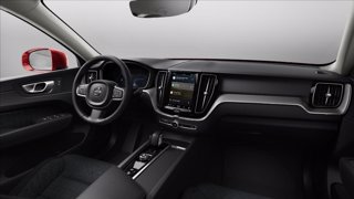 VOLVO XC60 B4 (d) AWD automatico Core 6