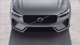 VOLVO XC60 B4 (d) AWD automatico Plus Dark 9