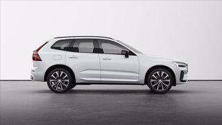 VOLVO XC60 B4 (d) automatico Plus Dark 1