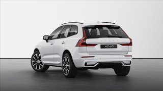 VOLVO XC60 B4 (d) automatico Plus Dark 2