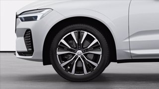 VOLVO XC60 B4 (d) automatico Plus Dark 5