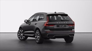 VOLVO XC60 B4 (d) AWD automatico Plus Dark 2