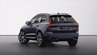 VOLVO XC60 B4 (d) AWD automatico Plus Dark 2