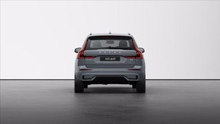 VOLVO XC60 B4 (d) AWD automatico Plus Dark 3