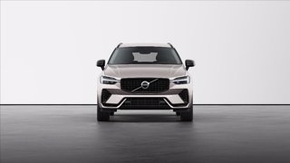 VOLVO XC60 B4 (d) AWD automatico Plus Dark 4