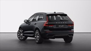 VOLVO XC60 B4 (d) AWD automatico Plus Dark 2