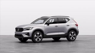 VOLVO XC40 B3 automatico Plus Dark
