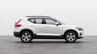 VOLVO XC40 T2 automatico Essential 1