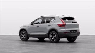 VOLVO XC40 B3 automatico Plus Dark 2