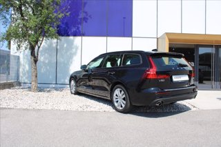 VOLVO V60 B4 (d) Geartronic Momentum Business 4