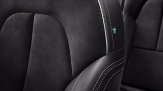 VOLVO C40 Recharge Twin Motor AWD Ultimate 7