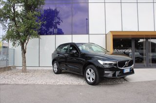 VOLVO XC60 B4 (d) automatico Essential 2