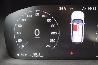 VOLVO V60 B4 (d) Geartronic Momentum Business 13