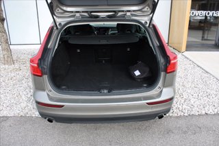 VOLVO V60 B4 (d) Geartronic Momentum Business 6