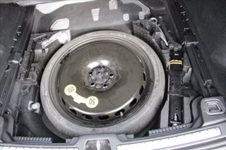 VOLVO V60 B4 (d) Geartronic Momentum Business 7