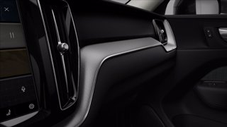 VOLVO XC60 B4 (d) automatico Core 9