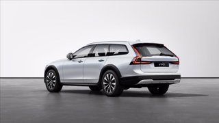 VOLVO V90 Cross Country B4 (d) AWD automatico Core 2