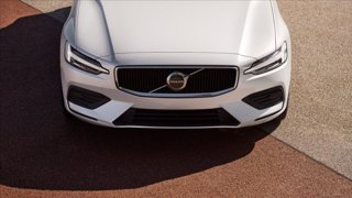 VOLVO V60 B4 (d) automatico Core 8