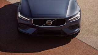 VOLVO V60 B4 (d) automatico Core 8