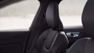 VOLVO V60 Cross Country B4 (d) AWD automatico Plus 12