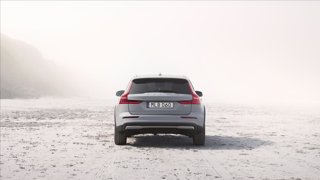 VOLVO V60 Cross Country B4 (d) AWD automatico Plus 9