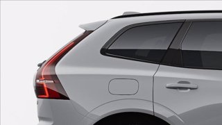 VOLVO XC60 T6 Recharge AWD Plug-in Hybrid aut. Ultimate Dark 17