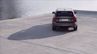 VOLVO XC60 B4 (d) AWD automatico Plus Dark 10