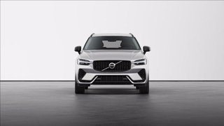 VOLVO XC60 B4 (d) AWD automatico Plus Dark 14