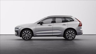 VOLVO XC60 B4 (d) AWD automatico Plus Dark 4