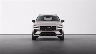 VOLVO XC60 B4 (d) AWD automatico Plus Dark 14