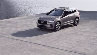 VOLVO XC60 B4 (d) AWD automatico Plus Dark 8