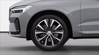 VOLVO XC60 B4 (d) AWD automatico Plus Dark 15
