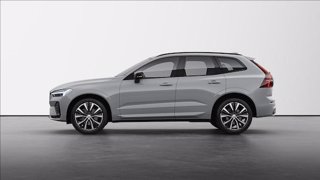 VOLVO XC60 B4 (d) AWD automatico Plus Dark 4
