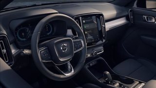 VOLVO XC40 B3 automatico Core 12