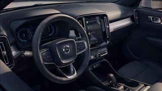 VOLVO XC40 B3 automatico Core 12
