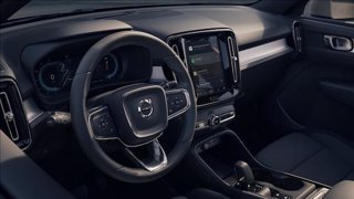 VOLVO XC40 B3 automatico Core 12