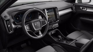 VOLVO XC40 B3 automatico Core 11