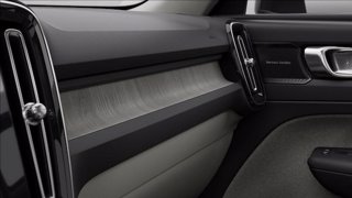 VOLVO XC40 B3 automatico Plus Dark 10