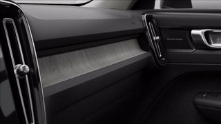 VOLVO XC40 B3 automatico Plus Dark 10
