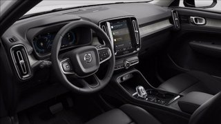 VOLVO XC40 B3 automatico Plus Dark 11