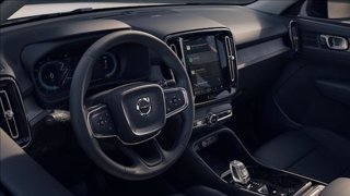 VOLVO XC40 B3 automatico Plus Dark 12