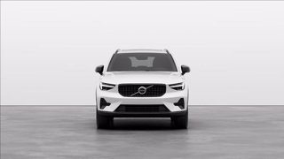 VOLVO XC40 B3 automatico Plus Dark 14