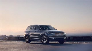 VOLVO XC90 B5 (d) AWD automatico 7 posti Plus Bright 8