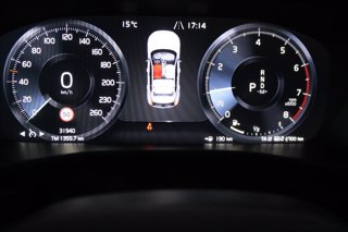 VOLVO XC40 T2 Geartronic Momentum Pro N1 13