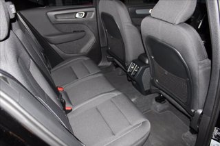VOLVO XC40 T2 Geartronic Momentum Pro N1 8