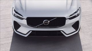 VOLVO XC60 B4 (d) automatico Plus Dark 9