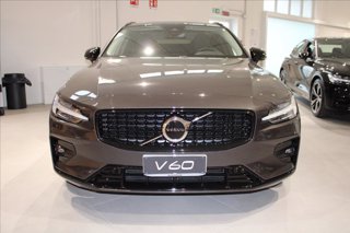 VOLVO V60 B4 (d) automatico Plus Dark 1