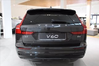 VOLVO V60 B4 (d) automatico Plus Dark 4